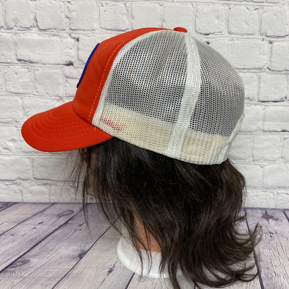 Vintage Hat Cap Snapback Red White Trucker Mesh ENERSEAL Patch Logo Foam Visor - Picture 2 of 7